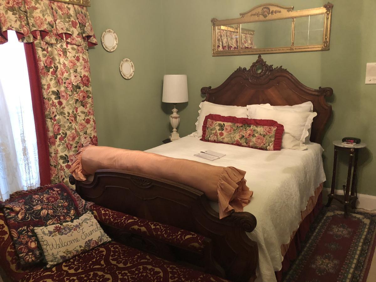 Hayes House Bed And Breakfast Мускоги Екстериор снимка